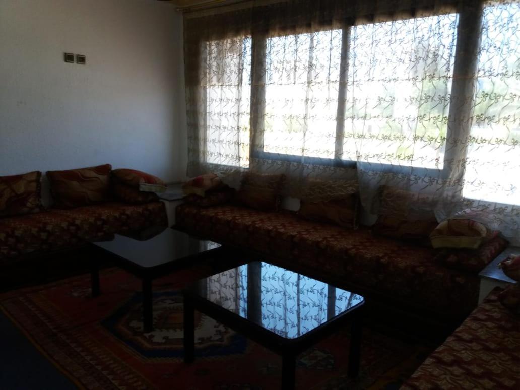 לאראש Hotel Choumis Haj Messaoud מראה חיצוני תמונה